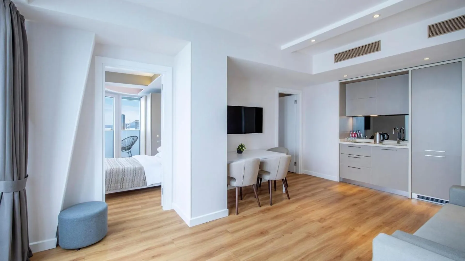 Allince Palace By Marriott Aparthotel Batum Daire