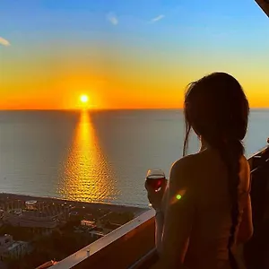 Orbi Black Sea View Апартаменты